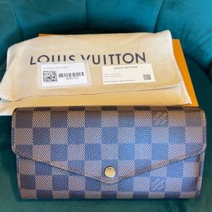 Louis Vuitton Sarah Wallet in Damier Ebene